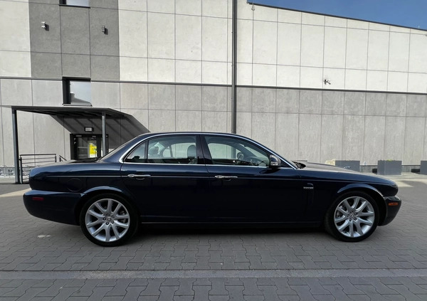 Jaguar XJ cena 65900 przebieg: 87373, rok produkcji 2008 z Białystok małe 631